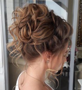 Chignon Hairstyle Guide for Weddings, Work, and Everyday Looks
